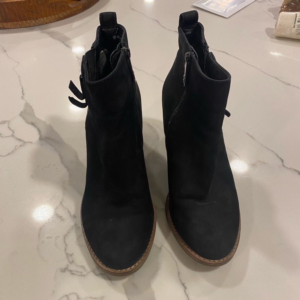 Blondo waterproof booties